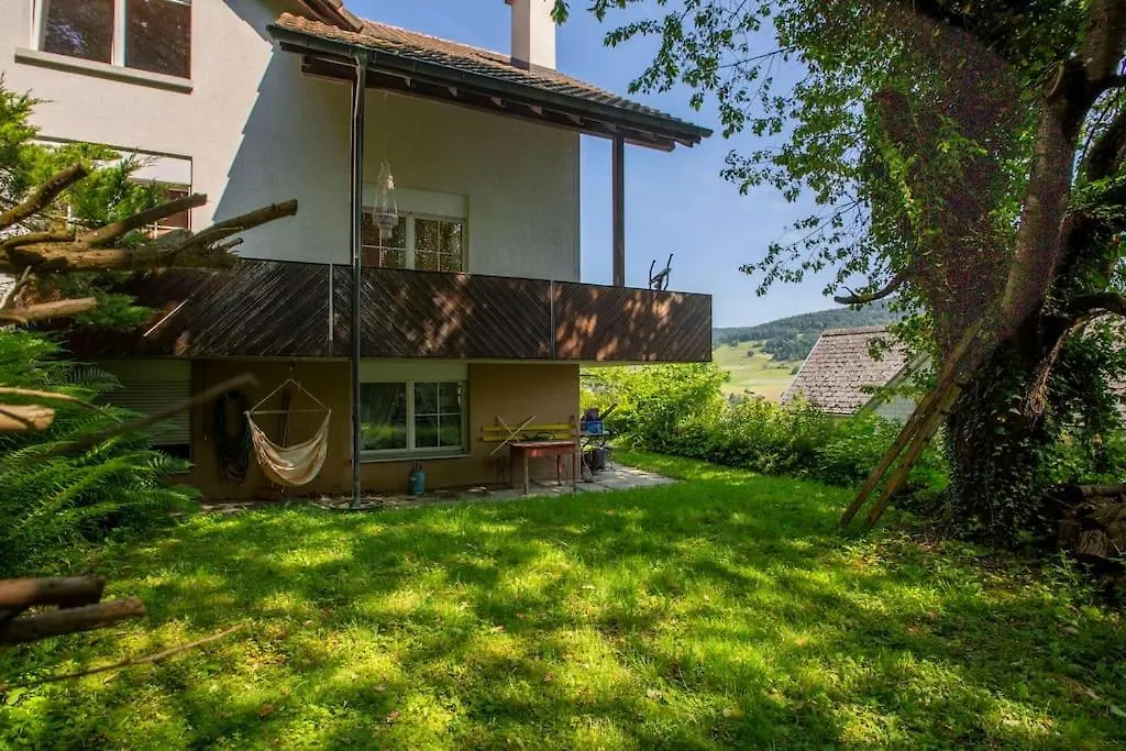 Eco-Friendly Guest House Near Zh Rorbas