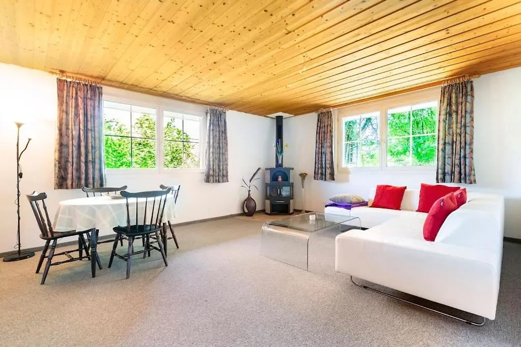 Eco-Friendly Guest House Near Zh Rorbas